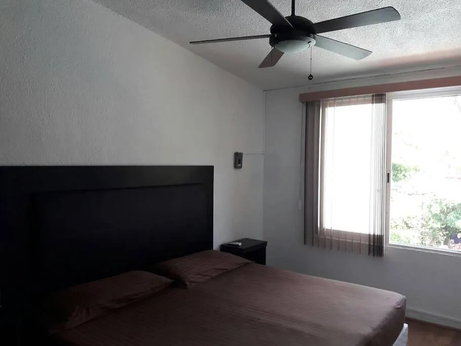 Cozy Townhouse In Great Location Apartment Cancun Mexico